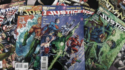 dc_comics___justice_league___the_new_52_by_yonix360-d4rzyri.jpg