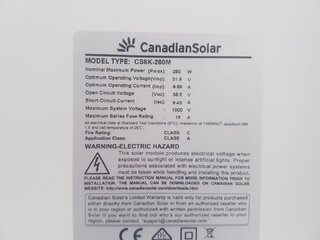 canadian solar specs.jpg