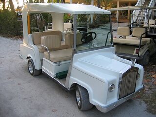 golfcart wedding.jpg