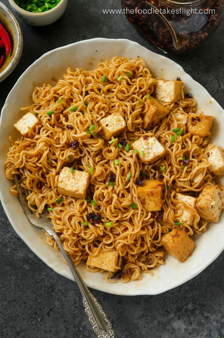 Vegan-Lucky-Me-Style-Chilimansi-Pancit-Canton-Noodles-Recipe-8-of-23.jpg